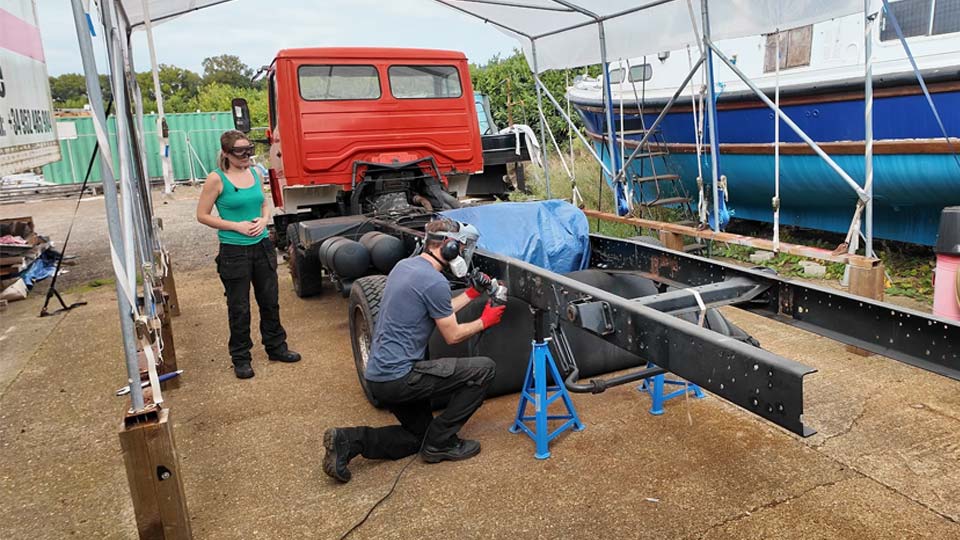 Pete shortening the chassis of a Mercedes LN2 814