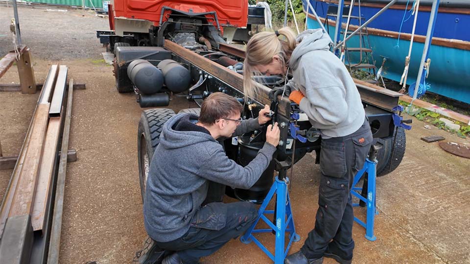 Building a custom flatbed subframe